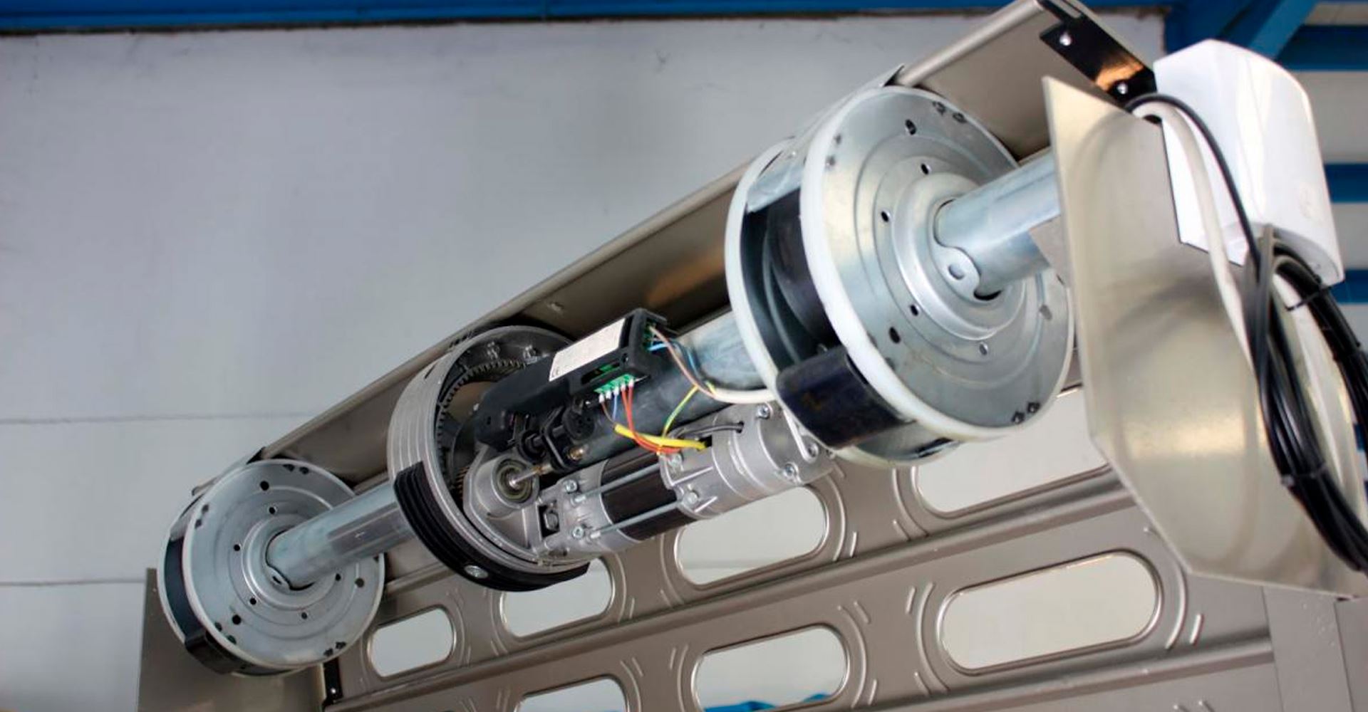 instalación de motores para persiana en Tarragona cerrajero